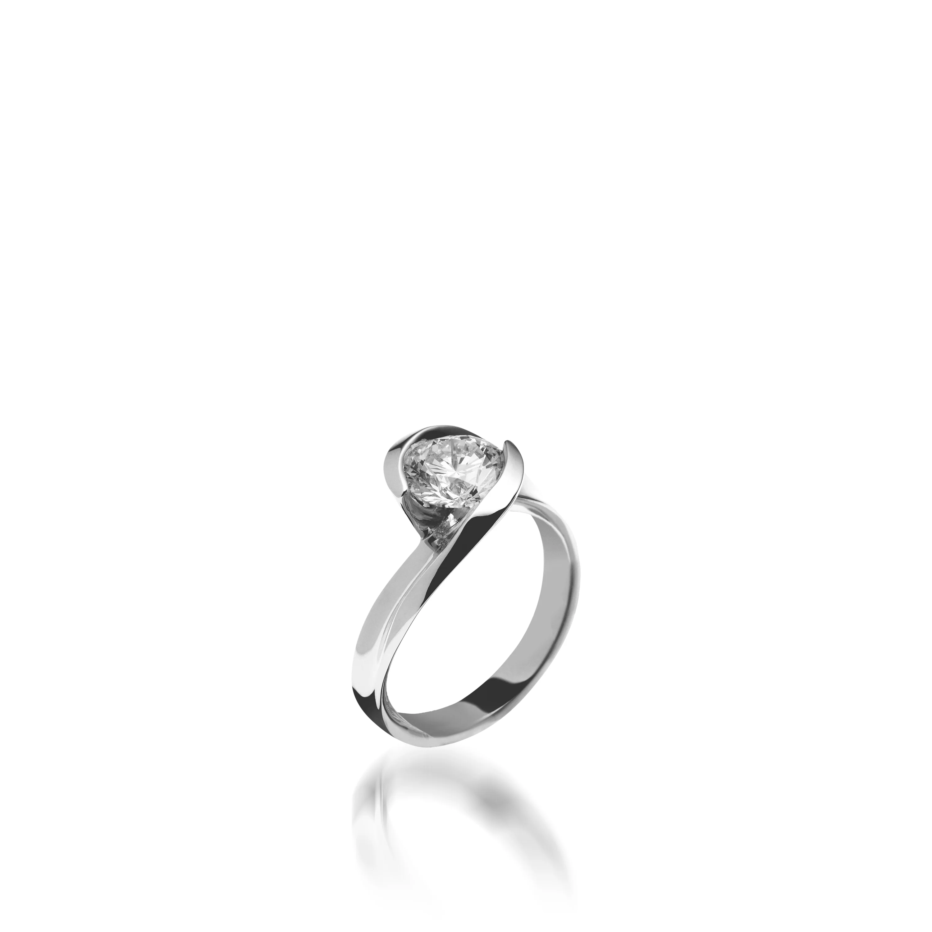 Apropos Engagement Ring - Image 5