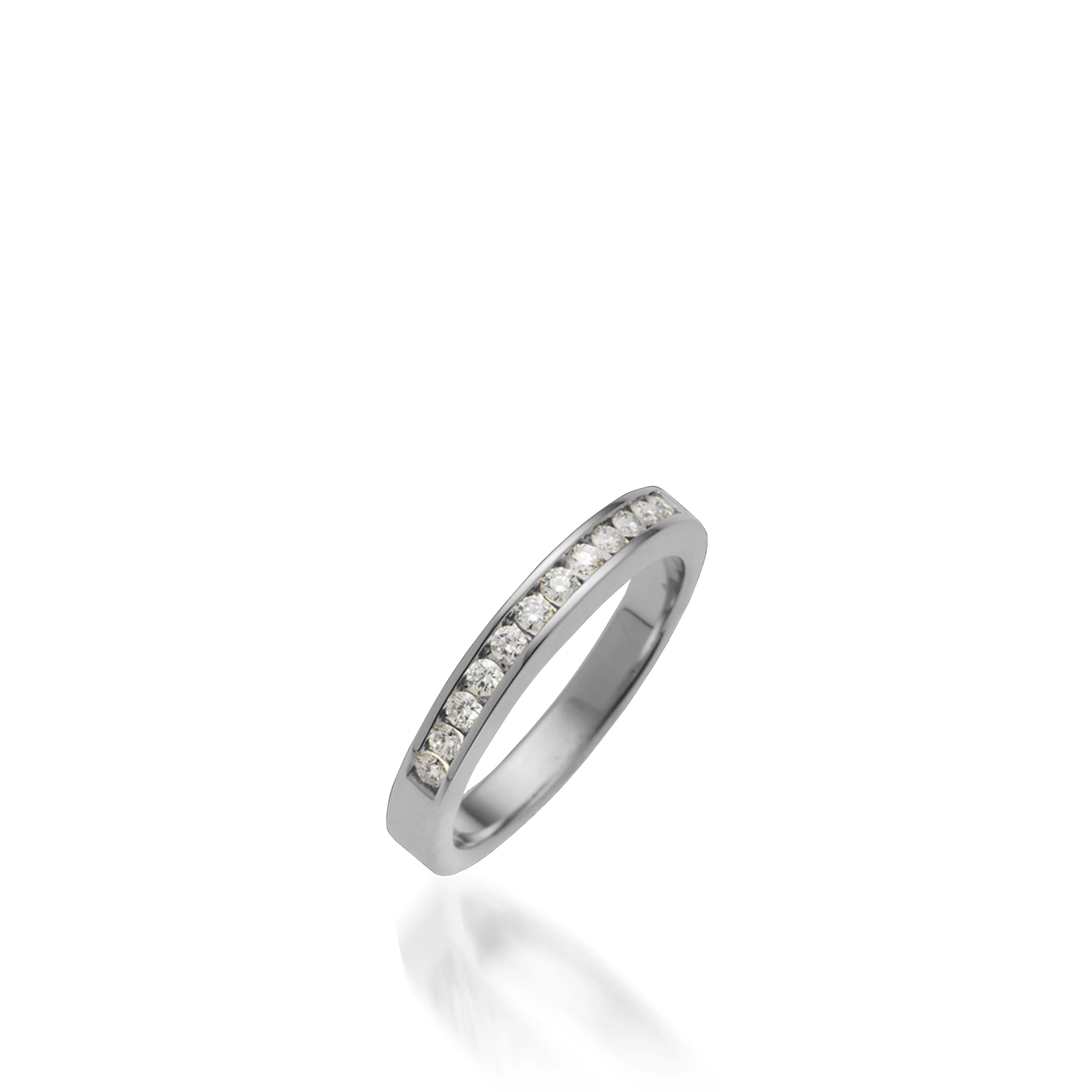 Delicia Solitaire White Gold Engagement Ring - Image 3