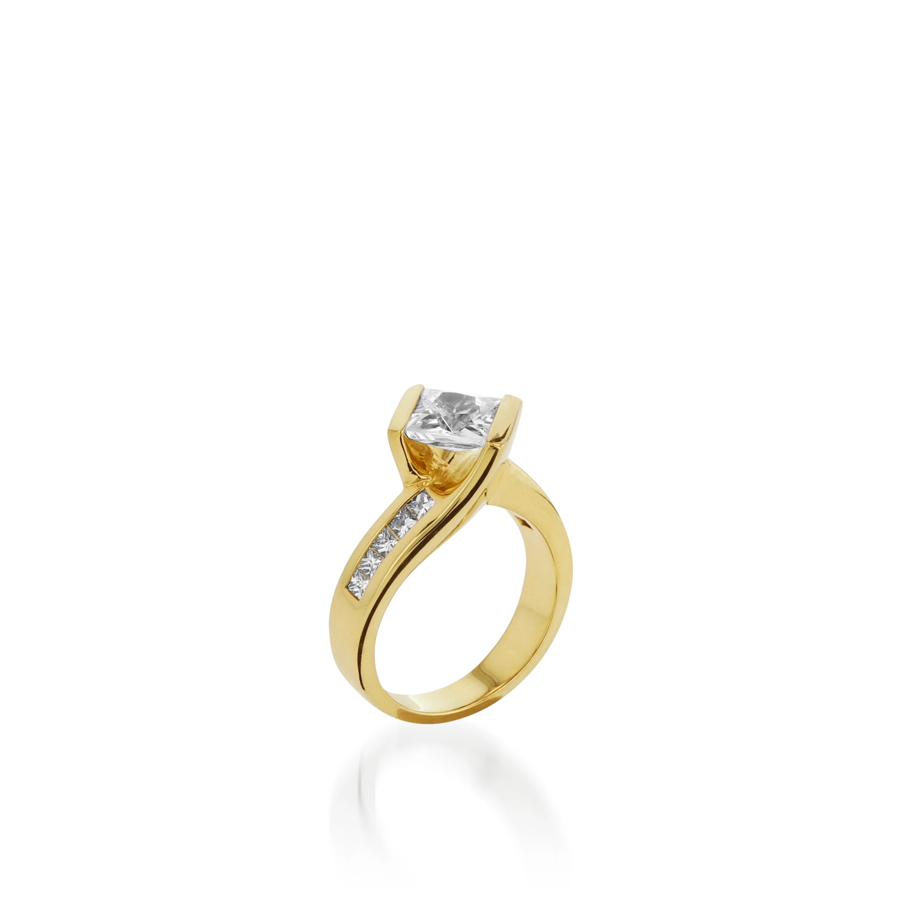 Intrigue Princess Cut Yellow Gold Engagement Ring - Image 3