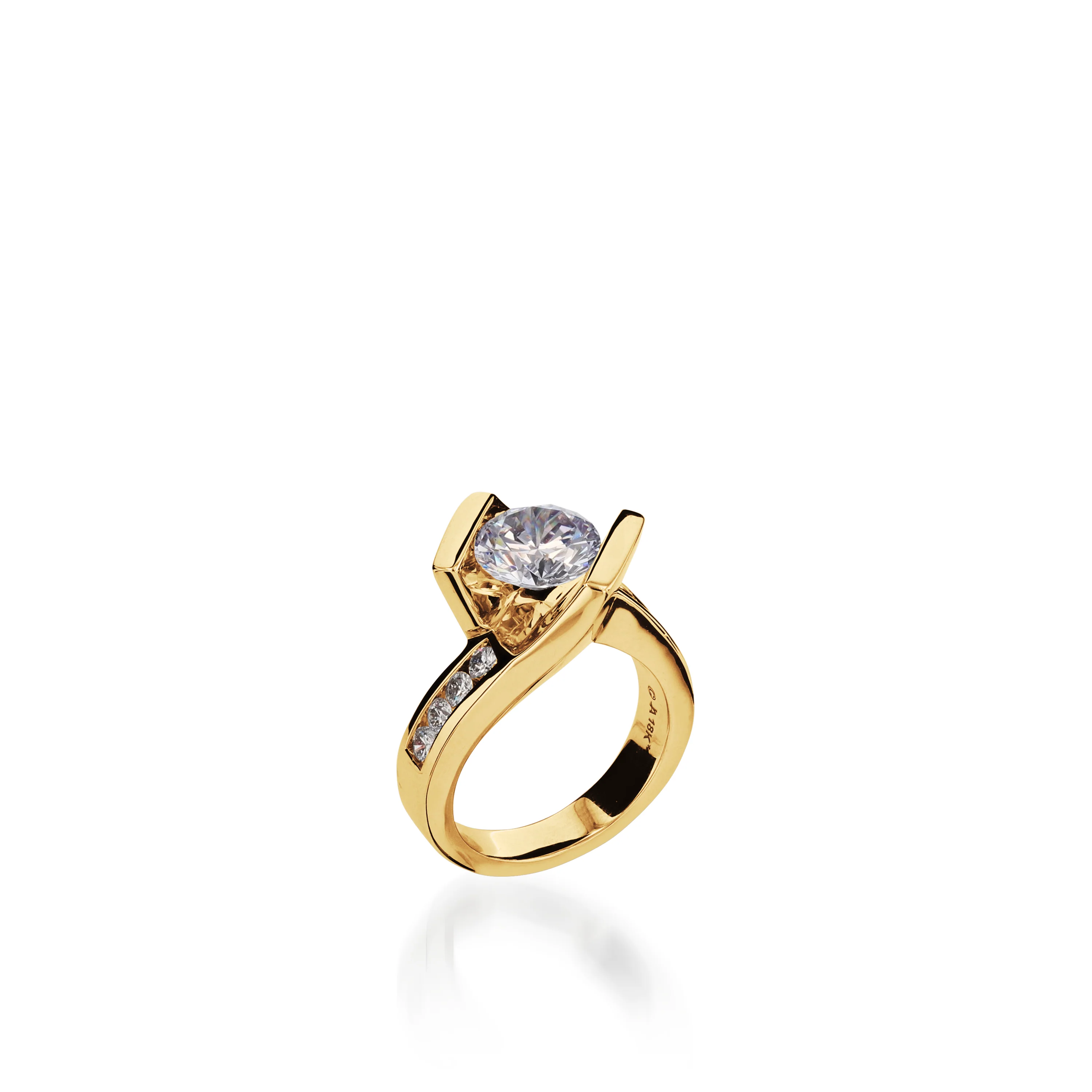Intrigue Round Yellow Gold Engagement Ring