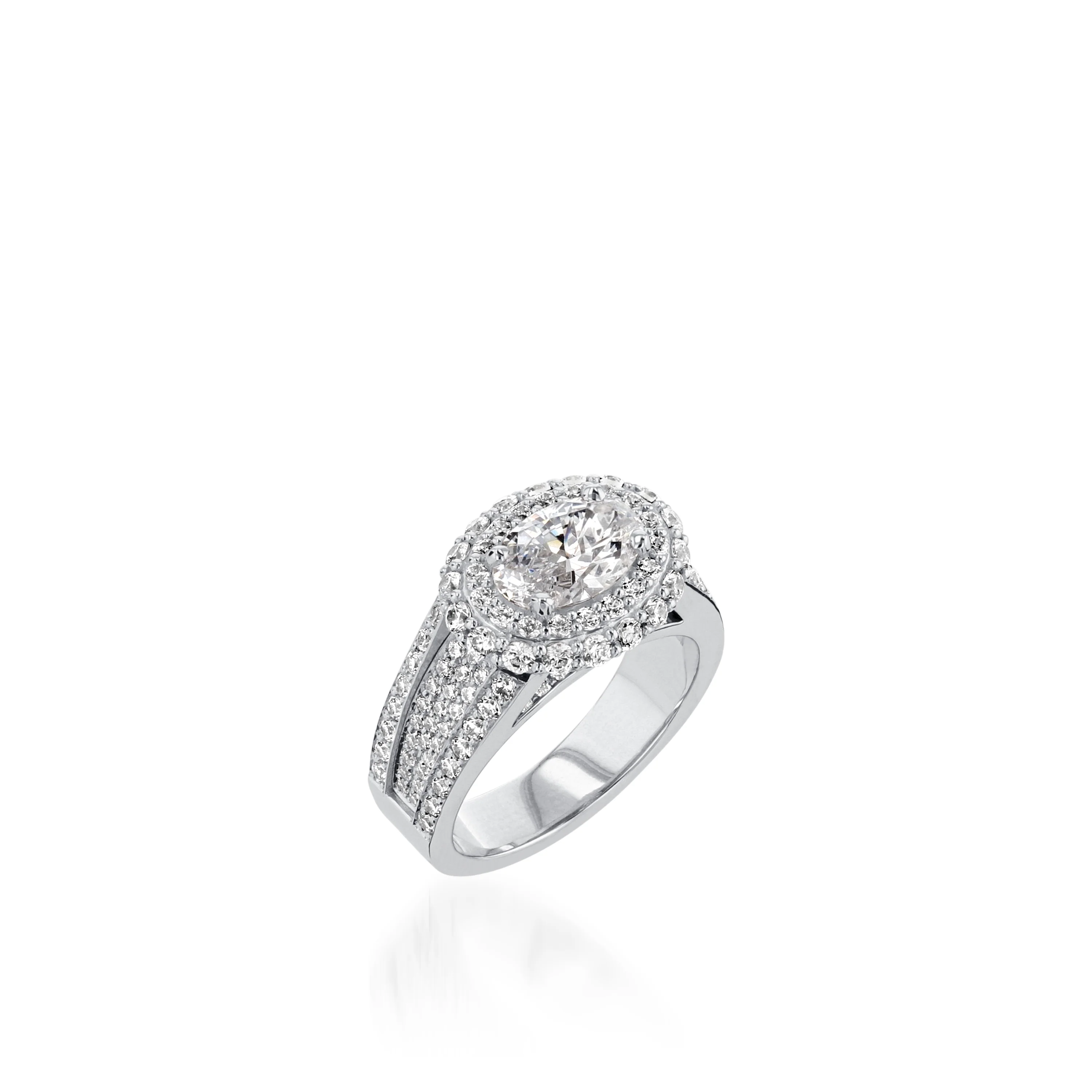 Lavish Yellow Gold Engagement Ring - Image 7