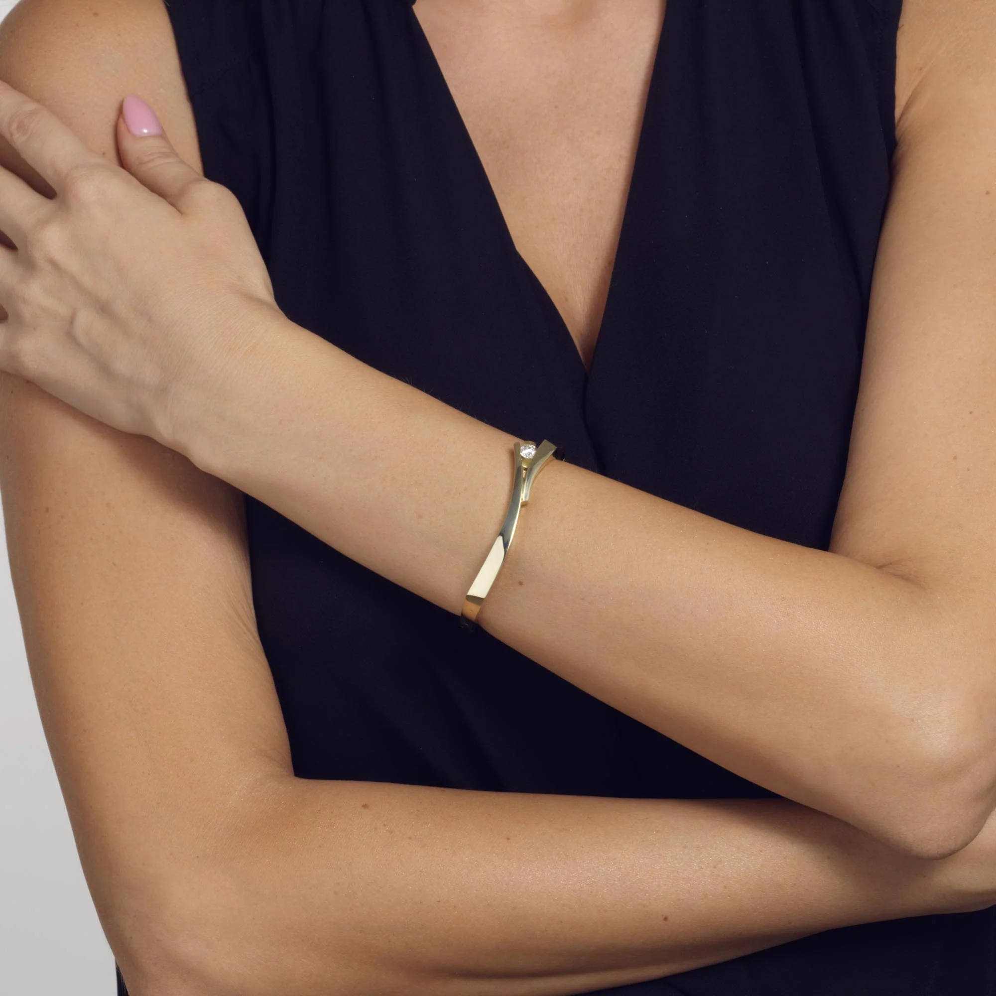 Oyster Diamond Bracelet - Image 6
