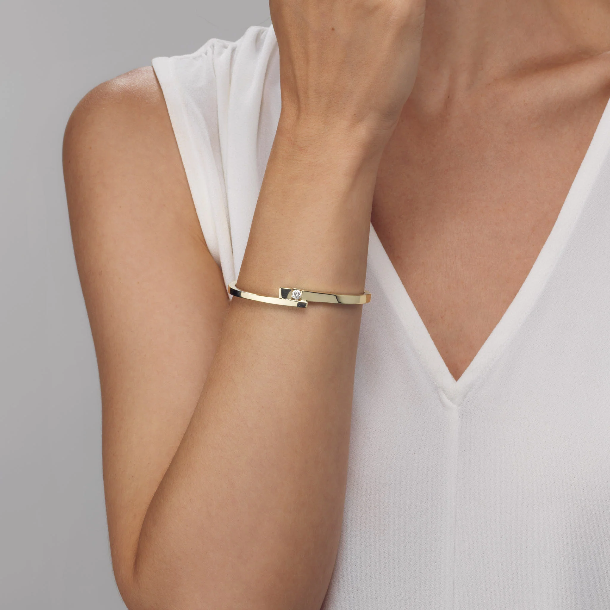 Pivot Diamond Bracelet - Image 6